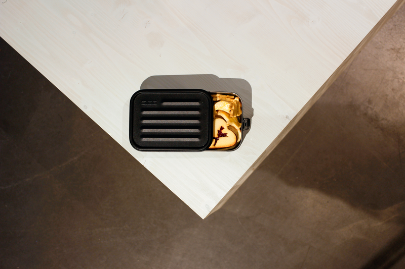 SIGG Gemstone Box teräksinen eväsrasia - Obsidian