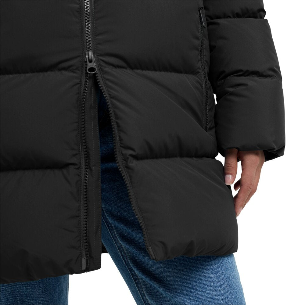 Jack Wolfskin Frozen Palace Long JKT RDS - lämmin untuvatakki kierrätysmateriaalista